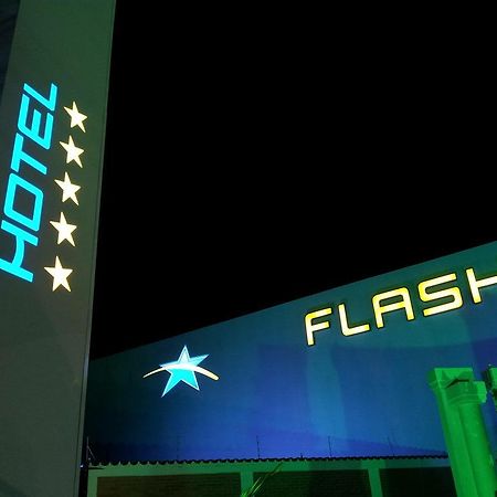 Flash Motel (Adults Only) São Vicente エクステリア 写真